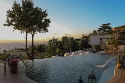 Don Giulio Luxury Rooms Jacuzzi Hotel in zona Monte Faito e Panorama