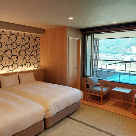 Riverside Uedakan Hotels in Chikuma