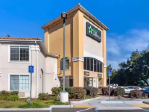 เอ็กซ์เทนเด็ดสเตย์ อเมริกา สวีทส์ ซานโฮเซ เมาน์เทนวิว โรงแรมในเมาน์เทนวิว