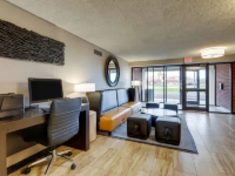 Drury Inn & Suites Springfield Hotels in Springfield