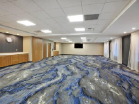 Fairfield Inn & Suites Flint Grand Blanc Hotels in Genesee County