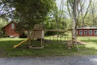 Secluded Valley Oasis with Swimming Pond, Spa, Firepit, 3Bd/2BA, Family Friendly