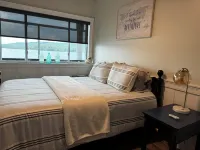 Camp Lintonia on Tacoma Lakes Các khách sạn ở Litchfield