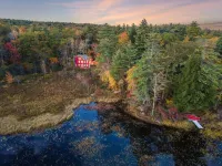 Kayaks, Kids Secret Room, Fishing, Fire Pit, ev Charger.