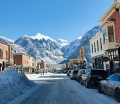 Romantic Downtown Telluride Studio Loft, Mountain Rustic Decor