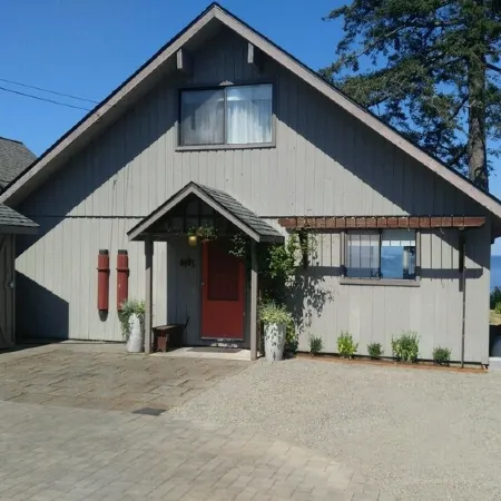 Charming Birch Bay Beach Front House ~ Recently Added, a Second Bathroom!