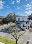 Prime downtown location, luxury condo getaway