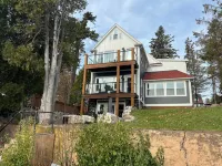 The Vue on Lake Superior  I  Sunrise & Sunset Views  I  by Relax Open Air Hotele w: 