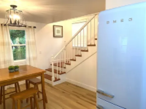 Experience History in an original Carriage House located behind a Colonial home. Hotels in Mena