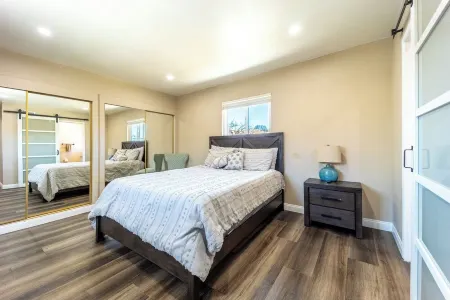 Peaceful Escape: near LAX / Long Beach/ Sofi /Forum/ wlk 2 Dignity Sport Park