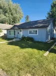 Adorable Cottage Home in downtown Meridian! 5 minute walk to town and amenities Hotels near Walgreens