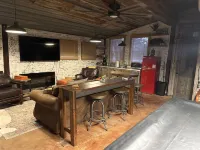 Amazing and Relaxing Private Getaway Includes "GAME-ROOM" Hotels in Real County