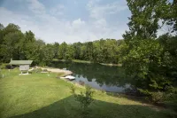 3 acre Lake, Farm Animals Petting Zoo, Horses and Horseback Riding, Room to roam