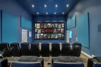 Indoor Pool/Arcade/Theater/HotTub/Pickleball/Trail