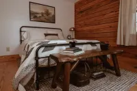 The Cabin At Hurdle Mills - Hot Tub & Fire Pit