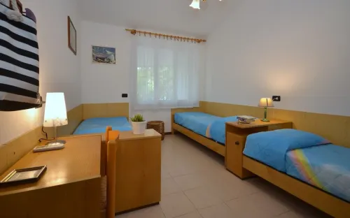 Ampia villa immersa nel verde