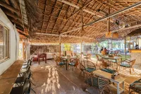 Earthy Hostel Morjim