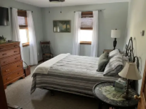 Charming country home with beautiful sunsets and sunrises Hotels in Lysander