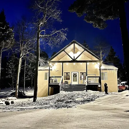 Secluded Mountain Chalet in Angel Fire Country Club