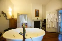 Open Fire and Spa Bath Indulgent and Luxury Villa