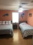 Anglers Landing LLC, Lots of beds, Boat Parking, Big/Private back Yard, Hot Tub