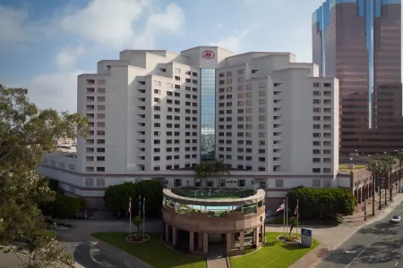 Hilton Long Beach Hotel