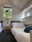 Cosy Bespoke Cottage in Olinda-Central Location