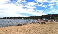 Family Retreat, 3Br Each with Ensuite, Lakeside Community - Wifi