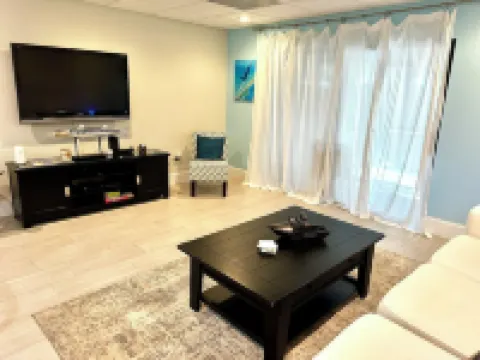 Cozy family  vacation suit Hotels in Gulf Breeze