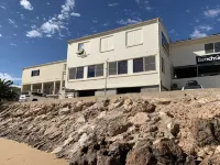 Beachside & Jetty View Apt 5  (Harbour Master Apartment) Hotels near Streaky Bay Museum
