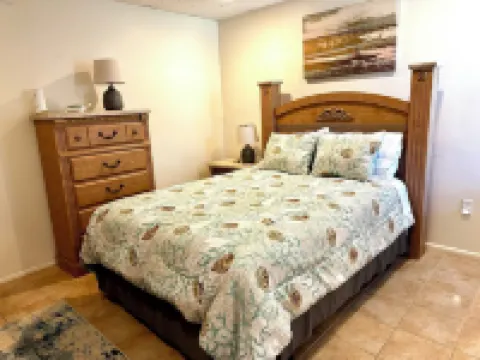 Cozy family  vacation suit Hotels in Gulf Breeze