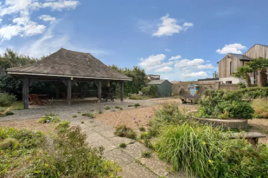 Stone's Throw from Beach and Forest, Country Walks