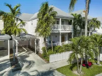 Private Pool Oasis - Centrally Located in Florida Keys - 4-Star