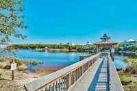 Luxury 2 Story Condo,  Largest Unit, Poolside, Private Beach Access