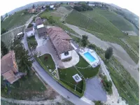 Vacation home with private Spa&Pool Hotel dekat Castello di Costigliole