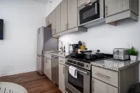 Tranquil Studio Haven with Private Balcony!