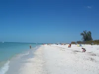 Upscale condo steps from gorgeous Vanderbilt beach