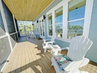 Built in 2021 - Bayfront- Pool -Dock - Elevator - Short Walk to Beach