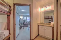 Copper Center Village. Newly renovated. Gas Fireplace. FREE Underground Parking.