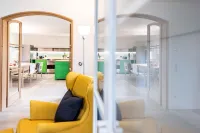 Beautiful vacation home in a large park with mountain views Hotels in Bad Tolz