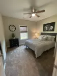 Lake Keowee Country Cottage centrally located to 3 lakes & many charming towns