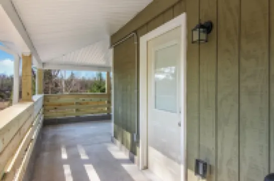 The Lake View Outside Traverse CitySleeps 4, Sleeping Bear Dunes short drive