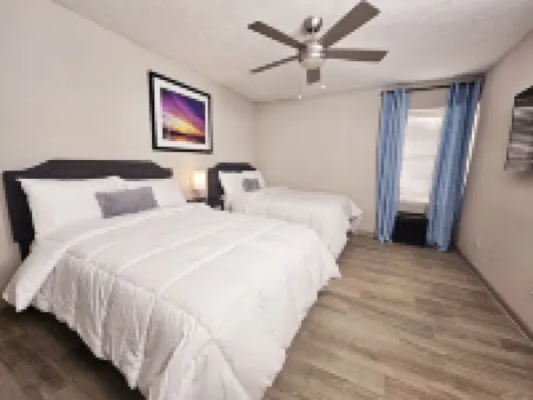 The perfect Getaway, free parking, 5 min walking to Truist park and Roxy