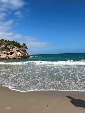 Havre de Paix à Lametlla de Mar : Maison Avec Piscine et Accès aux Criques