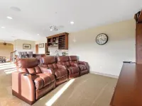 Breathtaking retreat in the wine country on the ranch with goats you can pet! Hotels in Poway