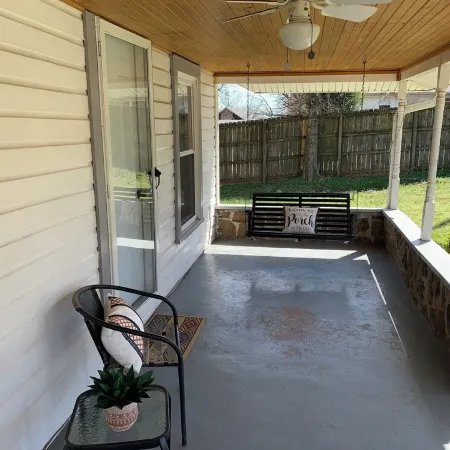 Boho Bungalow 2-Bedroom House Professionally Cleaned in Delightful Fort Smith