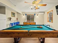 Spacious 5-bedroom country house in tranquil Blakeslee with WiFi, AC Hotels in Tunkhannock Township