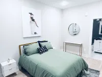 Designer 3BDR Penthouse+Private Rooftop Monument View+Parking Free Cancellation Hotels in 