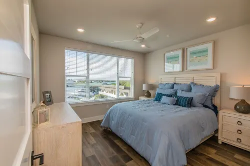 "Mimi's Place" Waterfront Condo