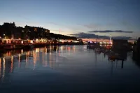 Rainbow Cottage - A home from home in the heart of Whitby